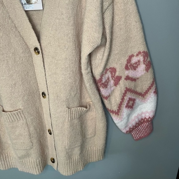 NWT LC Lauren Conrad Balloon Sleeve Floral Sleeve Chunky Knit Cardigan - Picture 6 of 11